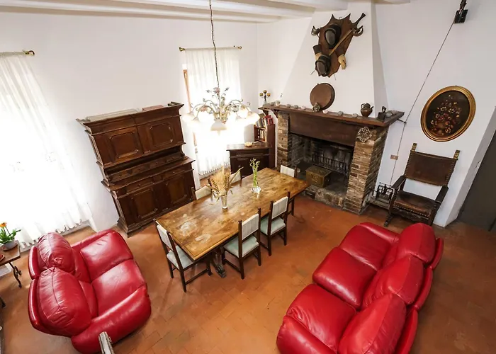 Il Fortino Di San Francesco Collestrada